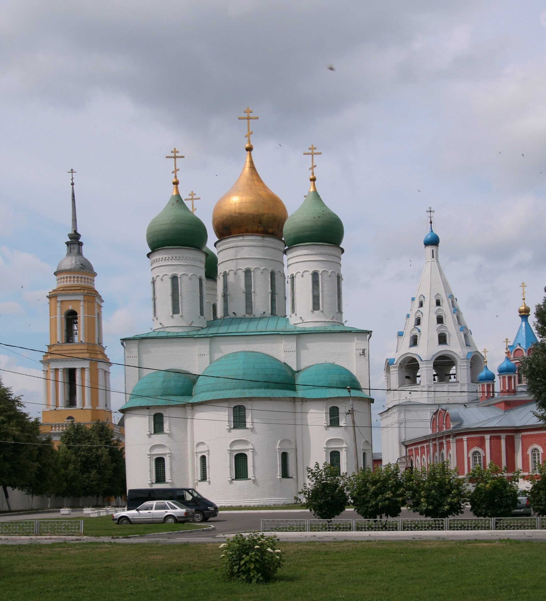 Успенский кафедральный собор в Коломенском кремле