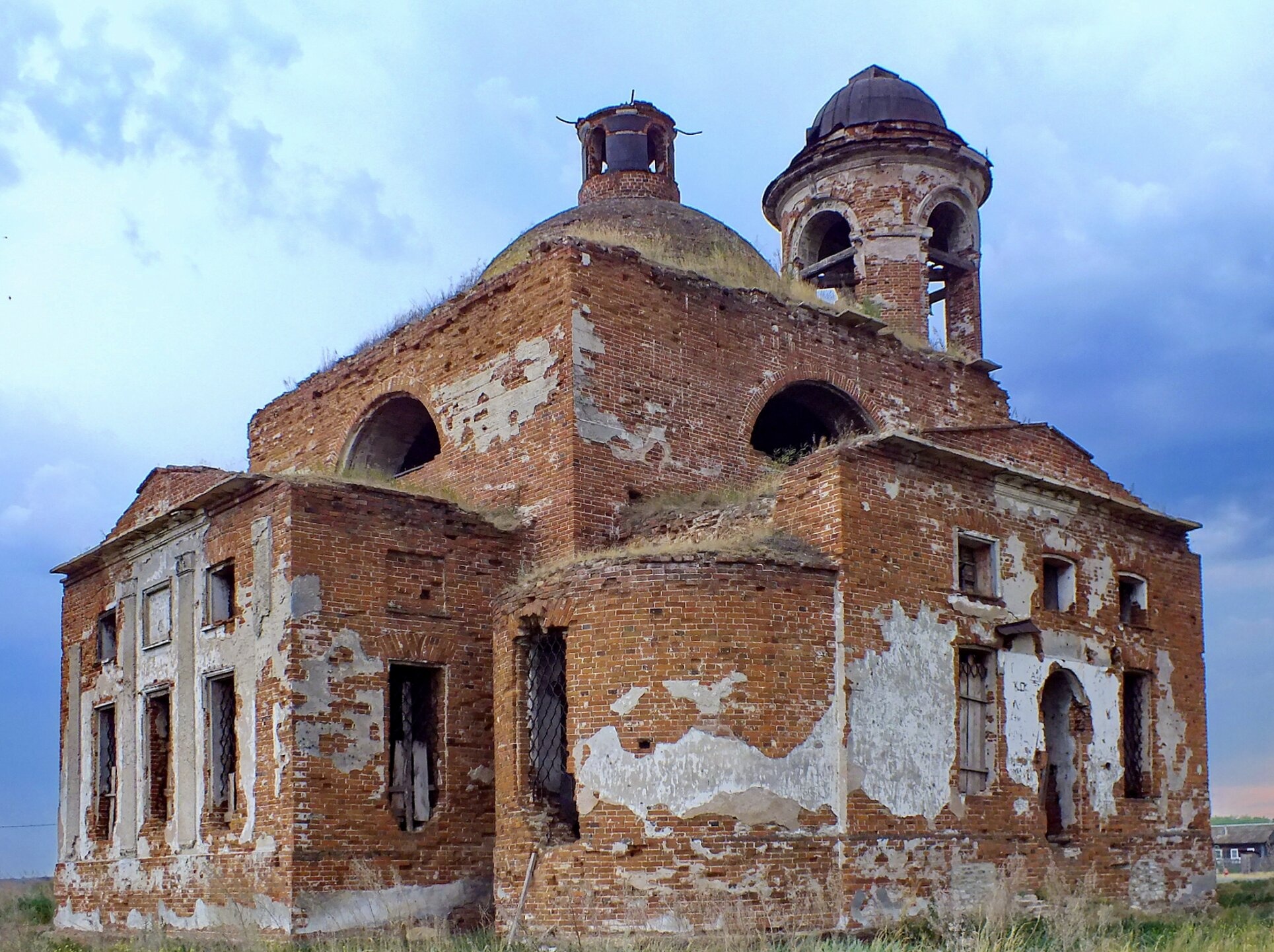 Введенский храм в селе Травянское