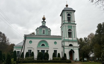 Церковь Рождества Пресвятой Богородицы в Махре