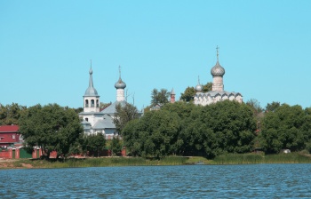 Церковь Николы на Подозерье в Ростове Великом
