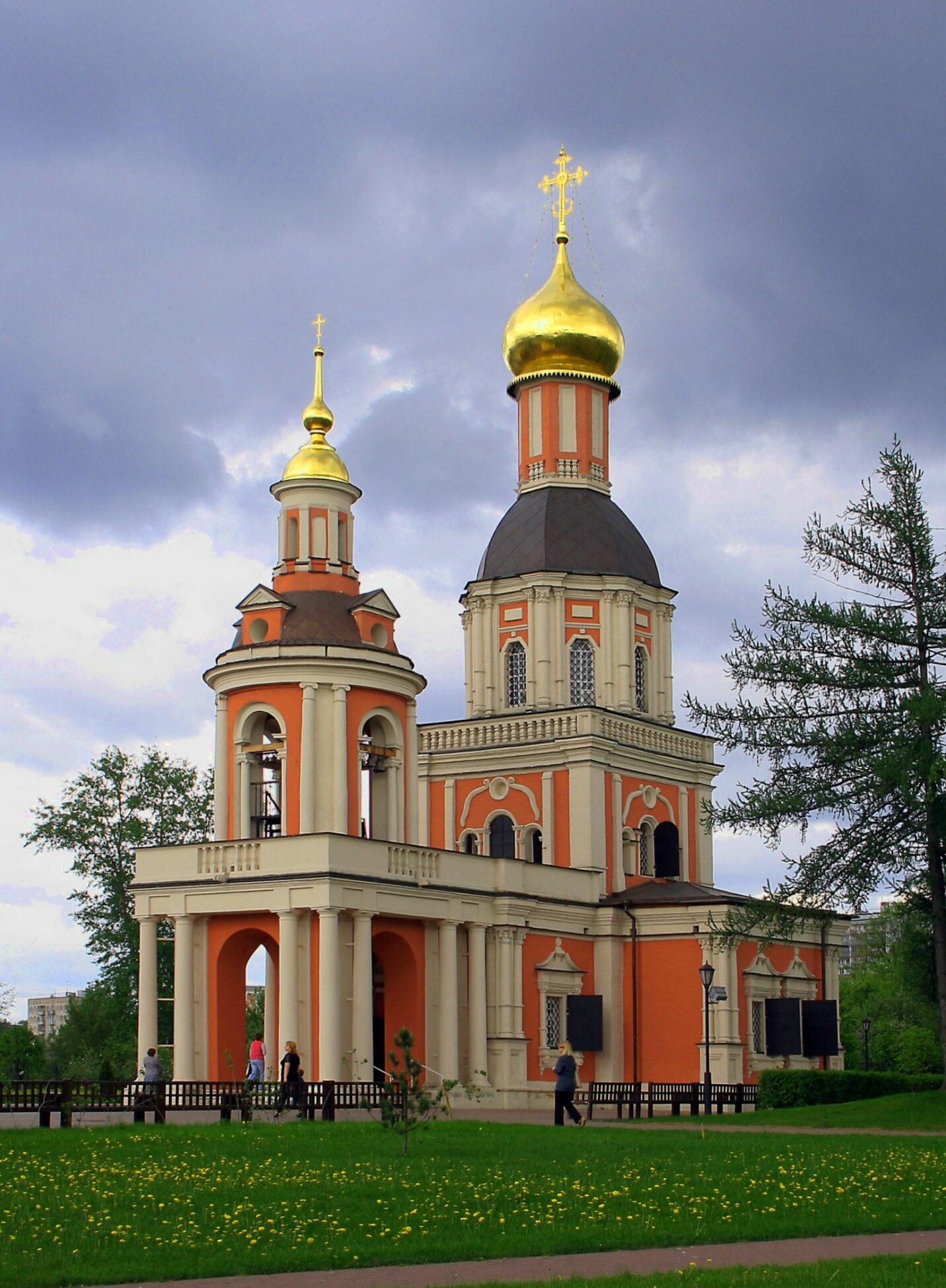 Храм Троицы Живоначальной в Свиблове