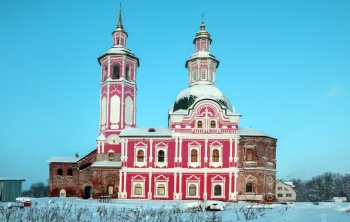 Церковь Всемилостивого Спаса в селе Вяз - зимний православный пейзаж