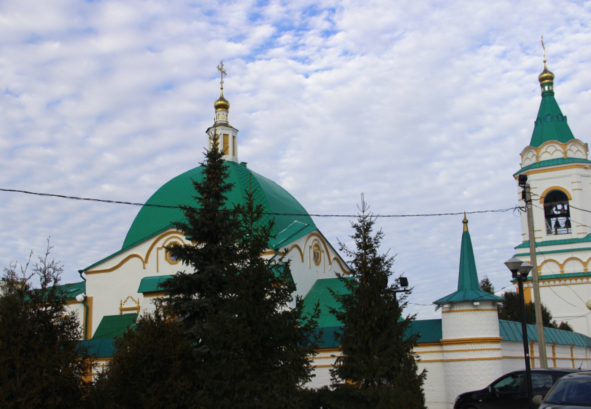 Свято-Троицкий мужской монастырь в Чебоксарах