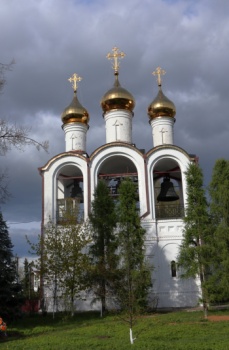 Колокольня Никольского монастыря в Переславле-Залесском