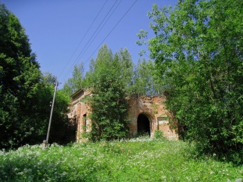 Церковь Святой Троицы в селе Новощапово