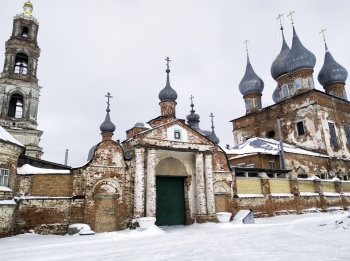 Свято-Троицкий храм в селе Васильевское