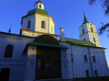 Свято-Троицкий собор в городе Трубчевске