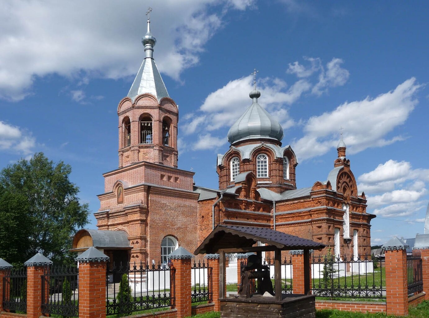Храм Усекновения Главы Иоанна Предтечи в селе Ивановское