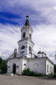 Храм Троицы Живоначальной (Белая Троица) в Твери