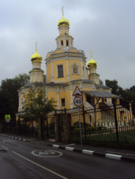 Храм Бориса и Глеба в Зюзине - архитектурный памятник