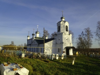 Церковь Троицы Живоначальной в селе Каменово