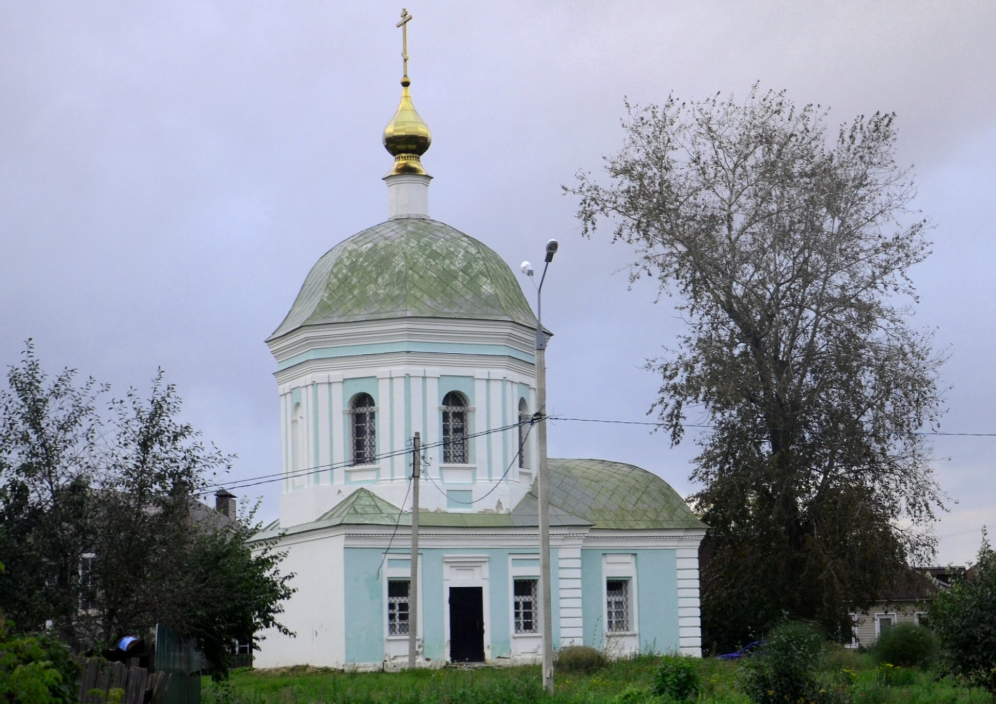 Храм святых мучеников Мины, Виктора и Викентия в Твери