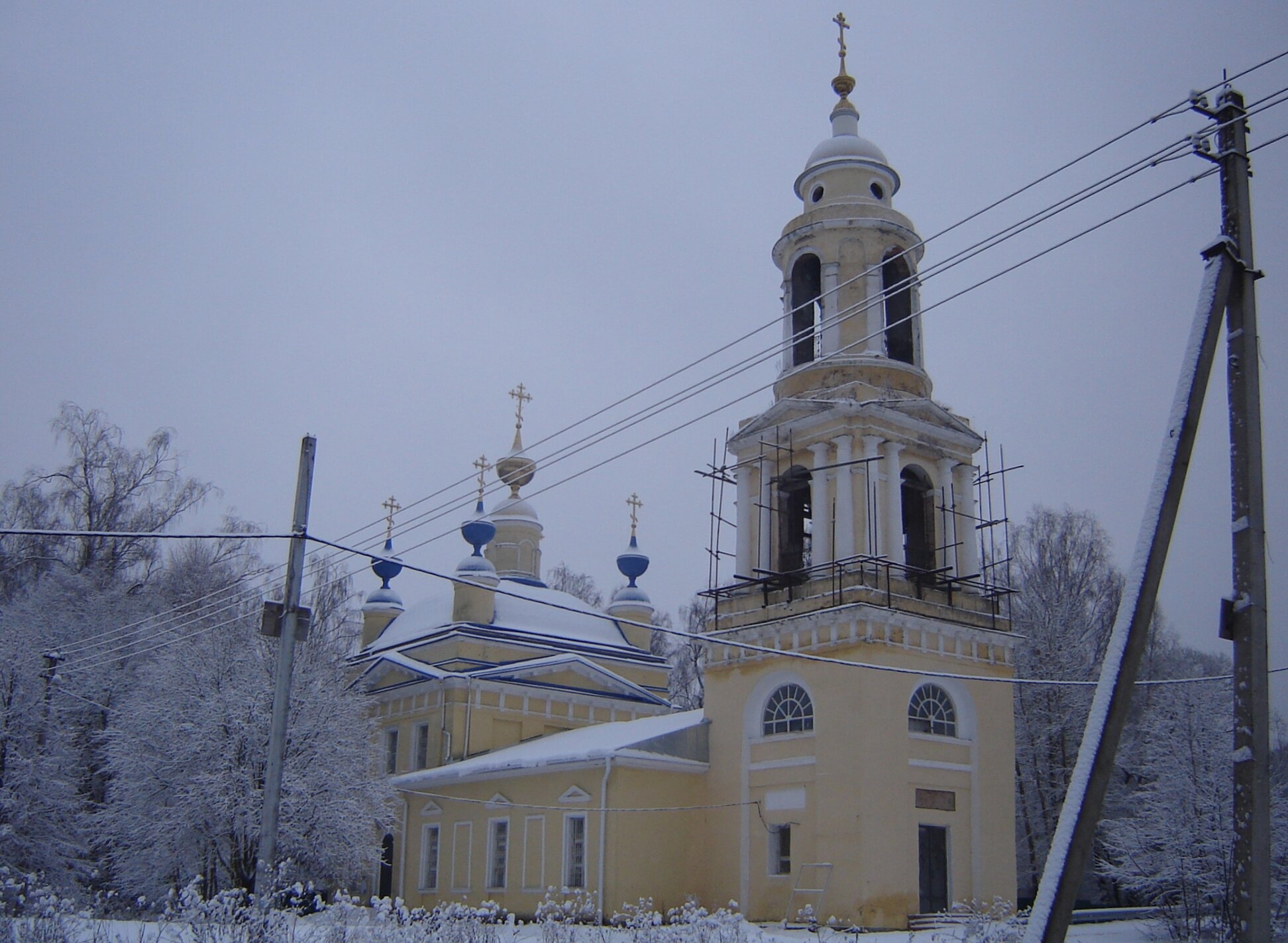 Храм преподобного Сергия Радонежского в Зятьково: зимний образ
