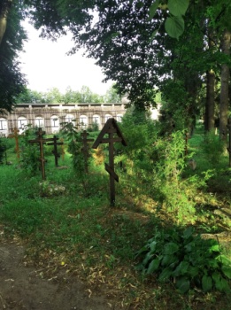 Погост Борисоглебского монастыря: застывшая память в камне и дереве