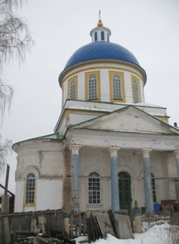 Храм Святых Апостолов Петра и Павла в селе Тыловыл-Пельга