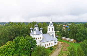 Храм Святителя Николая Чудотворца в Кадые