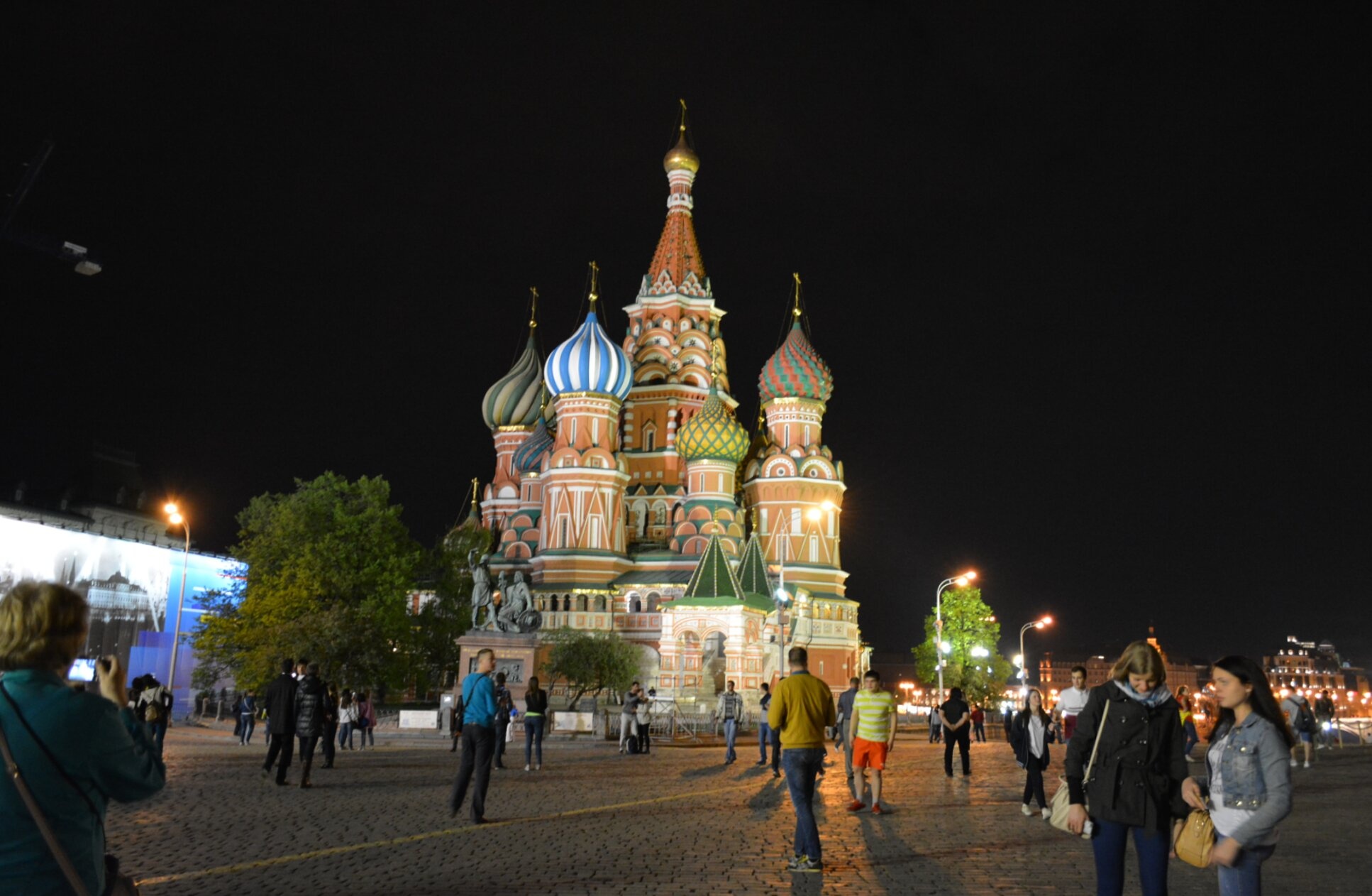 Собор Василия Блаженного на Красной площади: ночной вид