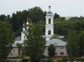 Храм Святой Великомученицы Варвары в Плёсе