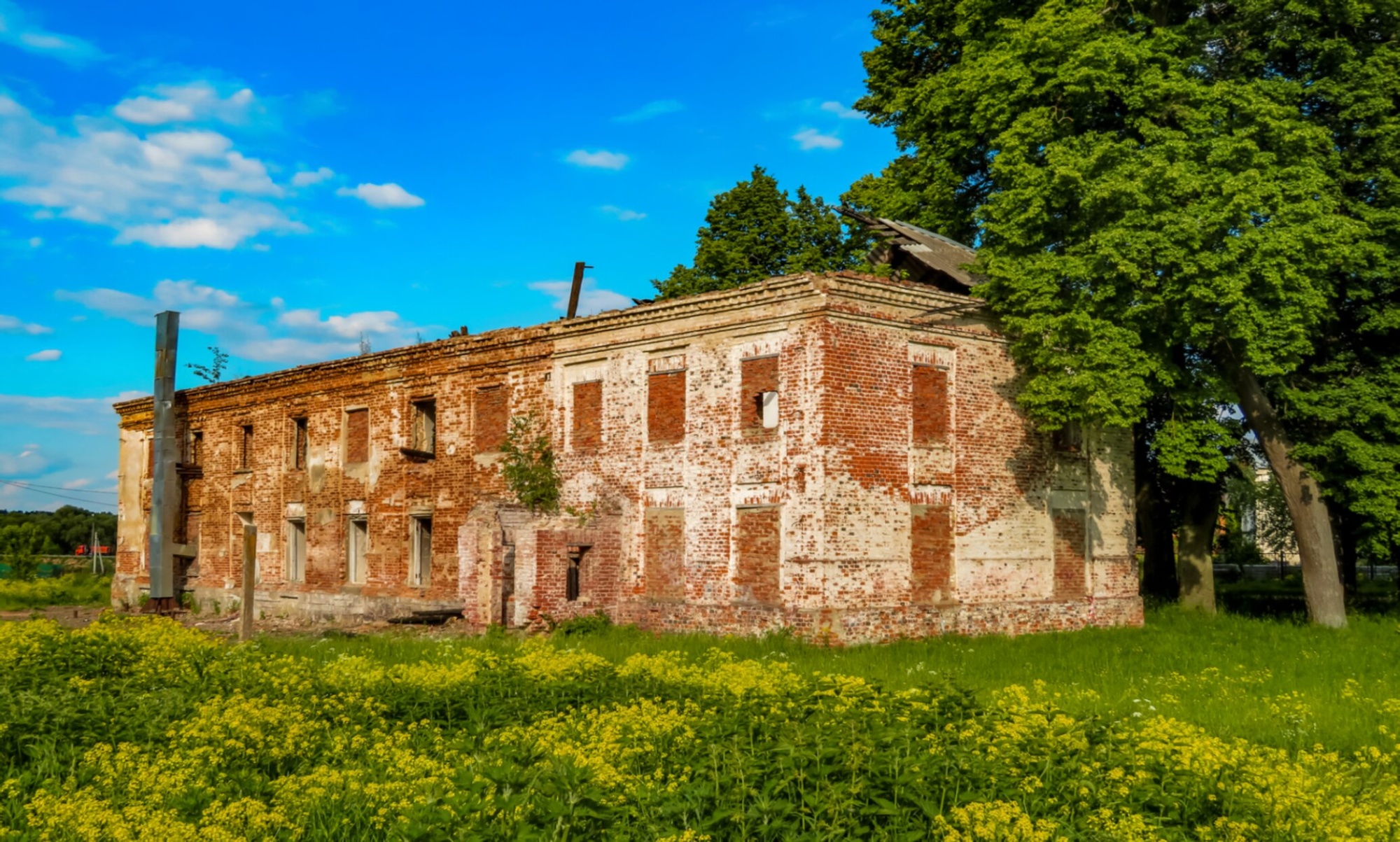 Храм Александра Невского в Высокиничах