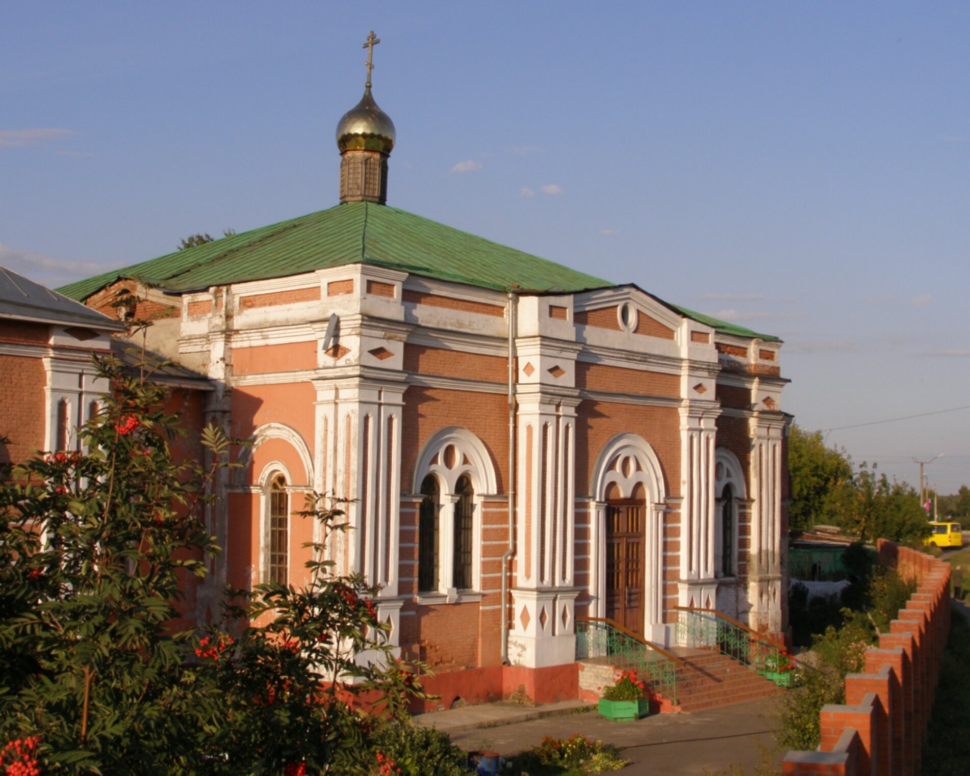Знаменский женский монастырь в Барнауле