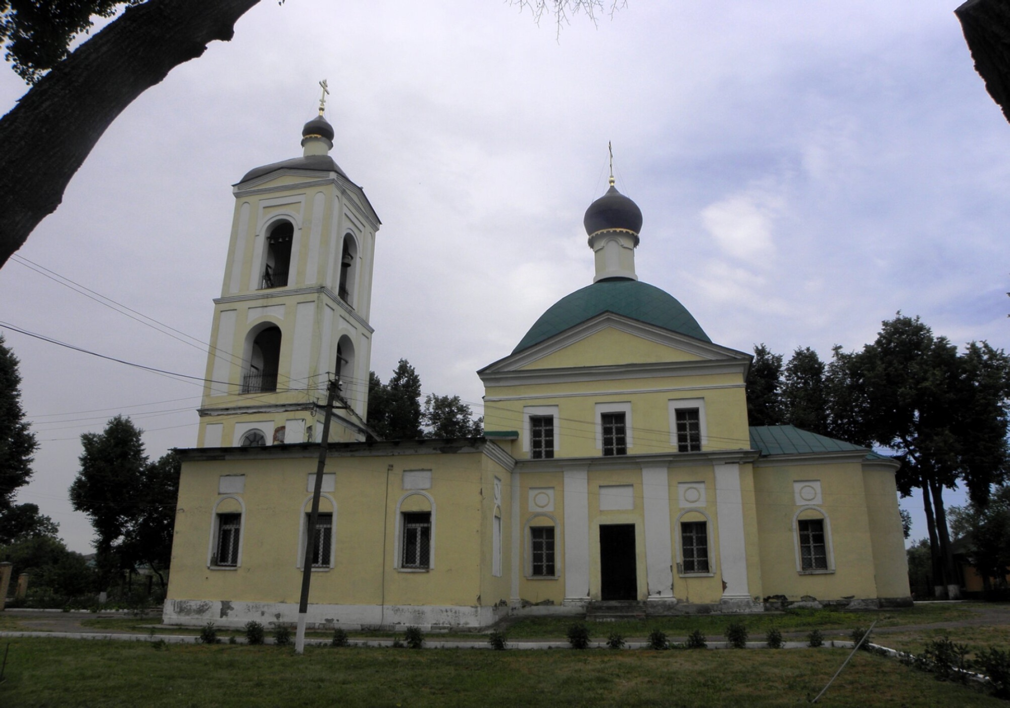 Храм Преображения Господня в селе Крымское