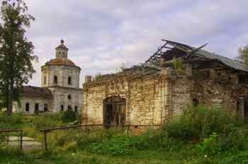 Архитектурный ансамбль Покровского женского монастыря в Верхотурье