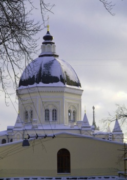 Ивановский женский монастырь в Москве зимой