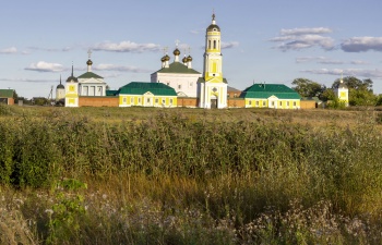 Свято-Николо-Чернеевский мужской монастырь в селе Старочернеево