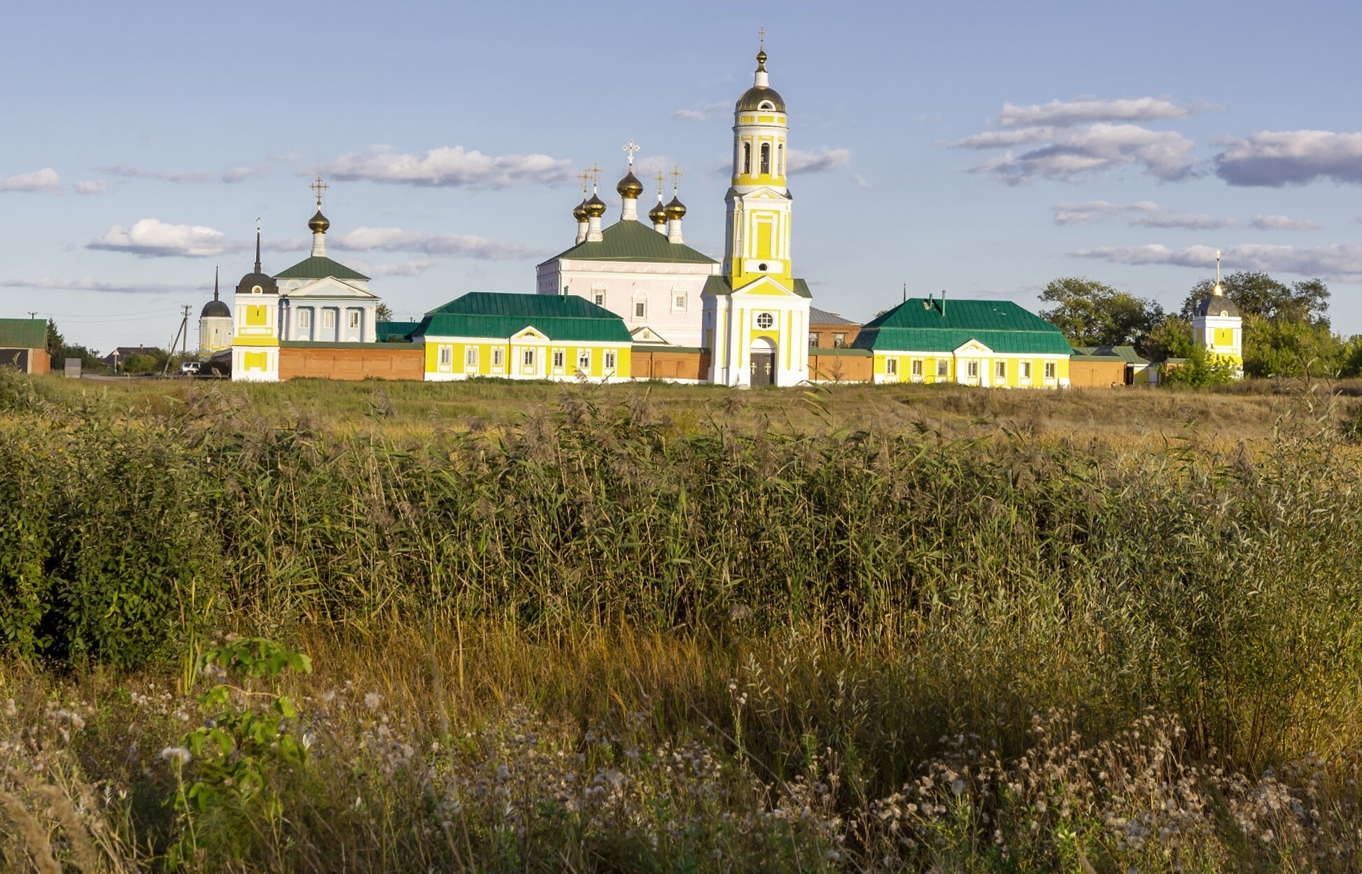 Свято-Николо-Чернеевский мужской монастырь в селе Старочернеево