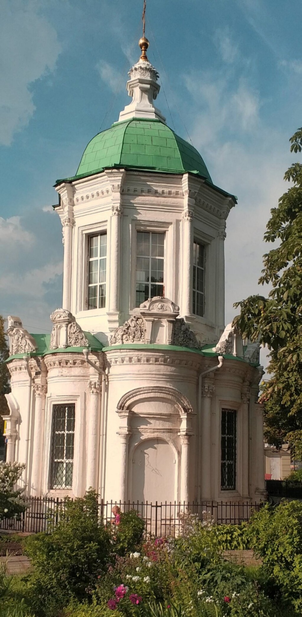 Знаменская церковь в Дубровицах