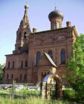 Храм Святой Троицы в деревне Гора-Валдай