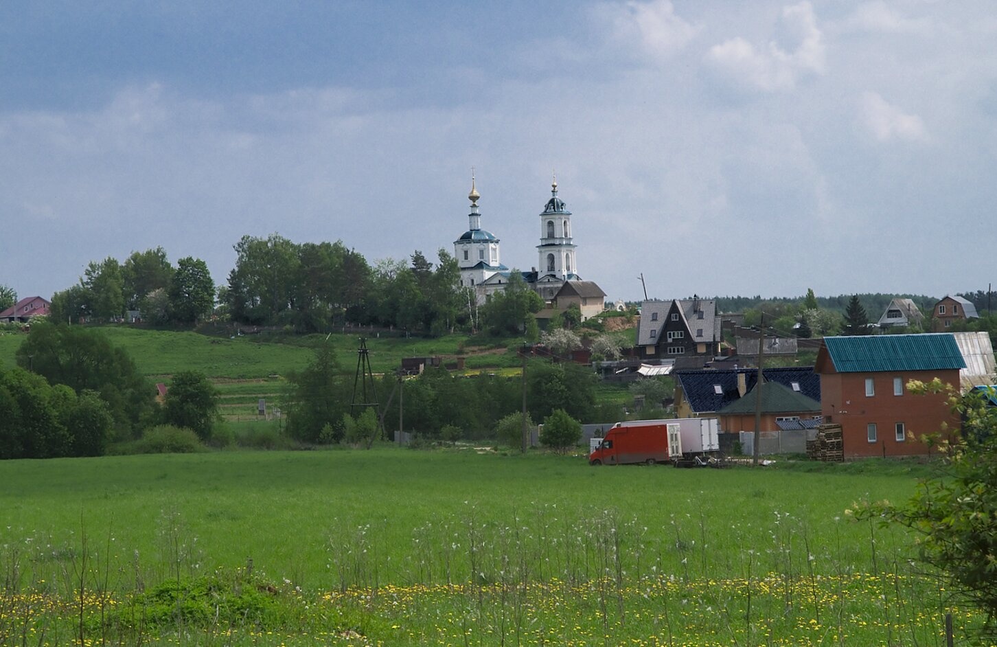 Храм Рождества Пресвятой Богородицы в Роще (Боровск)