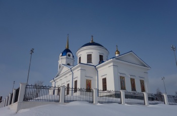 Храм Рождества Пресвятой Богородицы в Добрянке