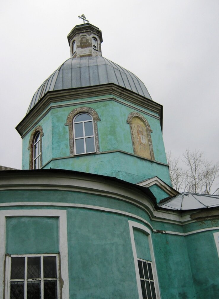Храм Архангела Михаила в селе Репное