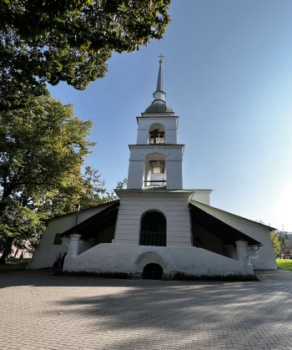 Храм святой великомученицы Анастасии Узорешительницы в Пскове