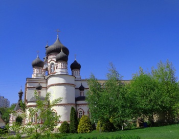 Храм святого великомученика Димитрия Солунского на Благуше