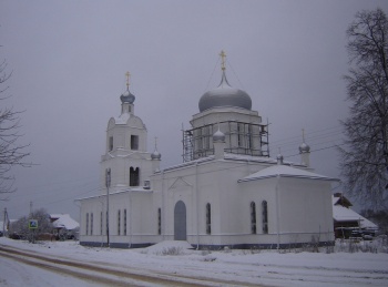 Церковь Казанской иконы Божией Матери в селе Стариково зимой