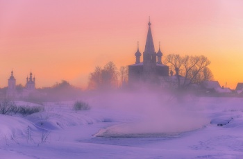 Благовещенская летняя церковь в Дунилово зимой
