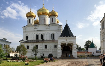 Троицкий собор Ипатьевского монастыря в Костроме