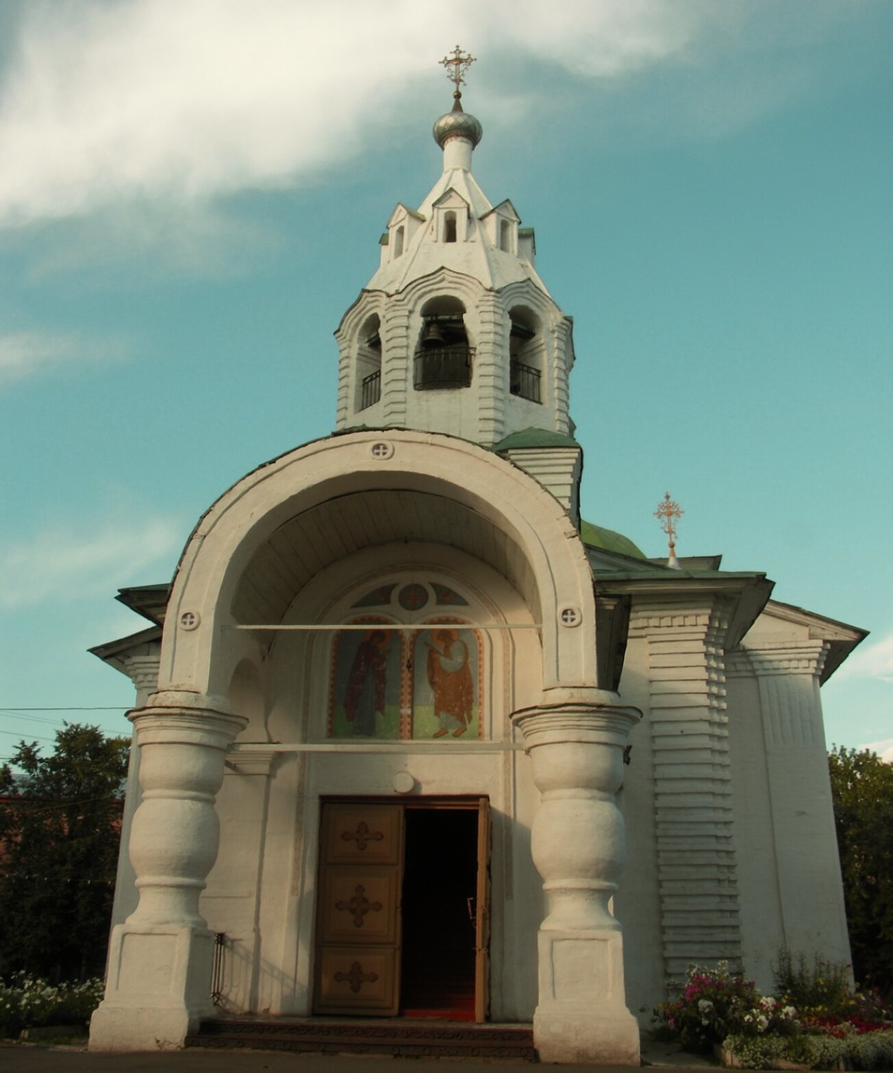 Церковь Покрова Пресвятой Богородицы на Торгу в Вологде