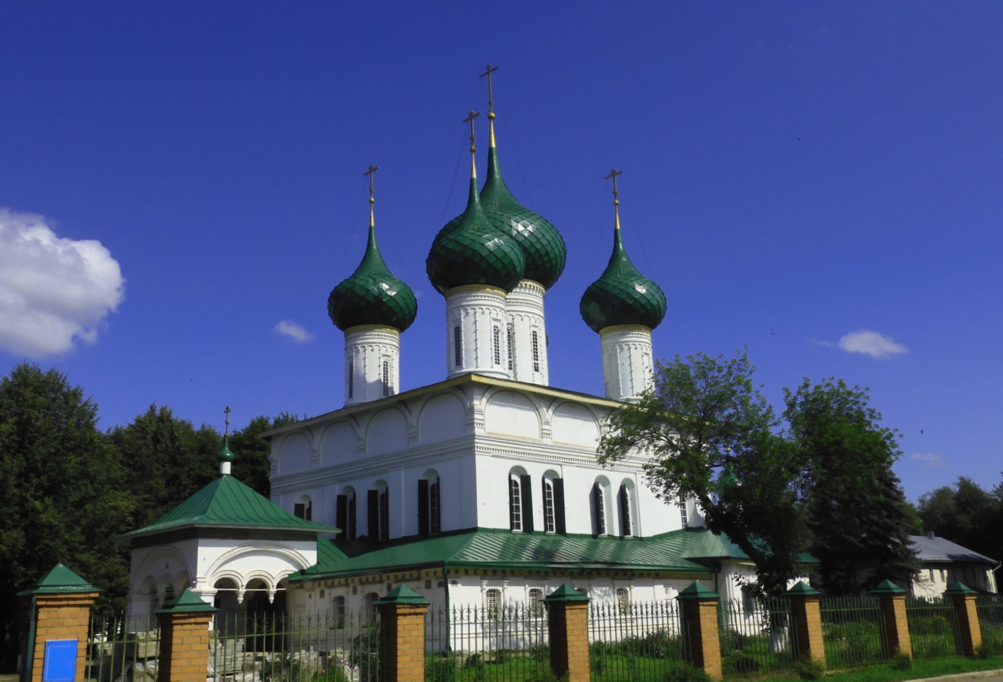 Храм Феодоровской иконы Божией Матери в Ярославле