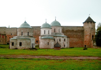 Ивангородская крепость с храмовым комплексом