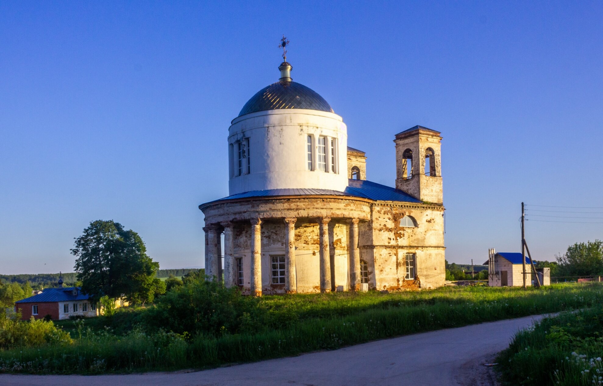 Храм Покрова Пресвятой Богородицы в селе Борисово-Покровское