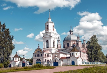 Троицкая церковь в селе Русские Краи