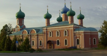 Спасо-Преображенский собор в городе Тихвине