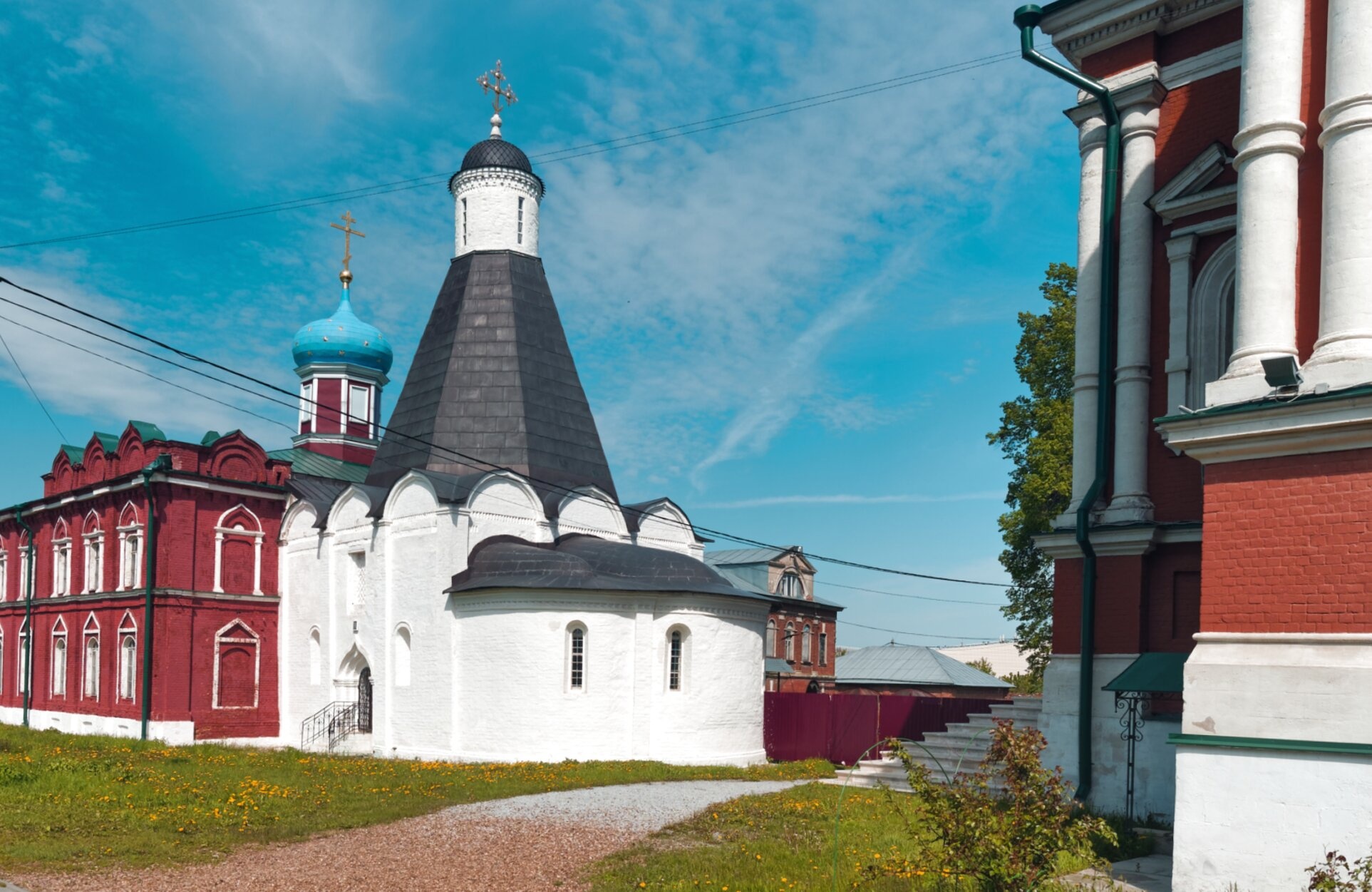 Успенский Брусенский монастырь в Коломне: древняя святыня Подмосковья