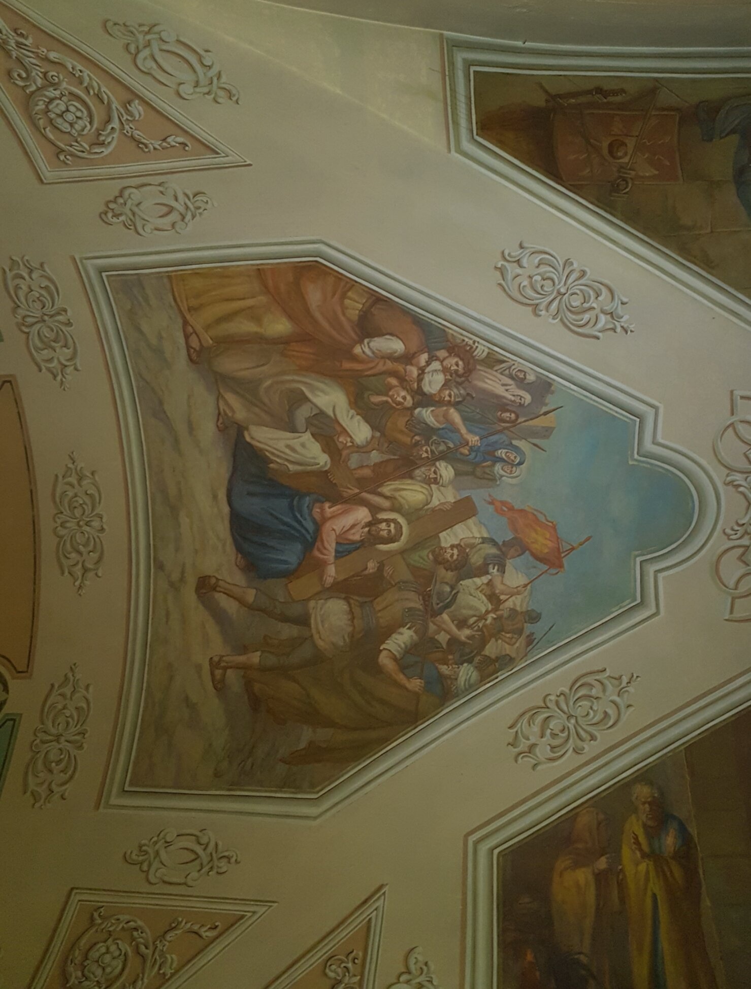 Фреска «Несение Креста» в храме Иоанна Предтечи на Пресне