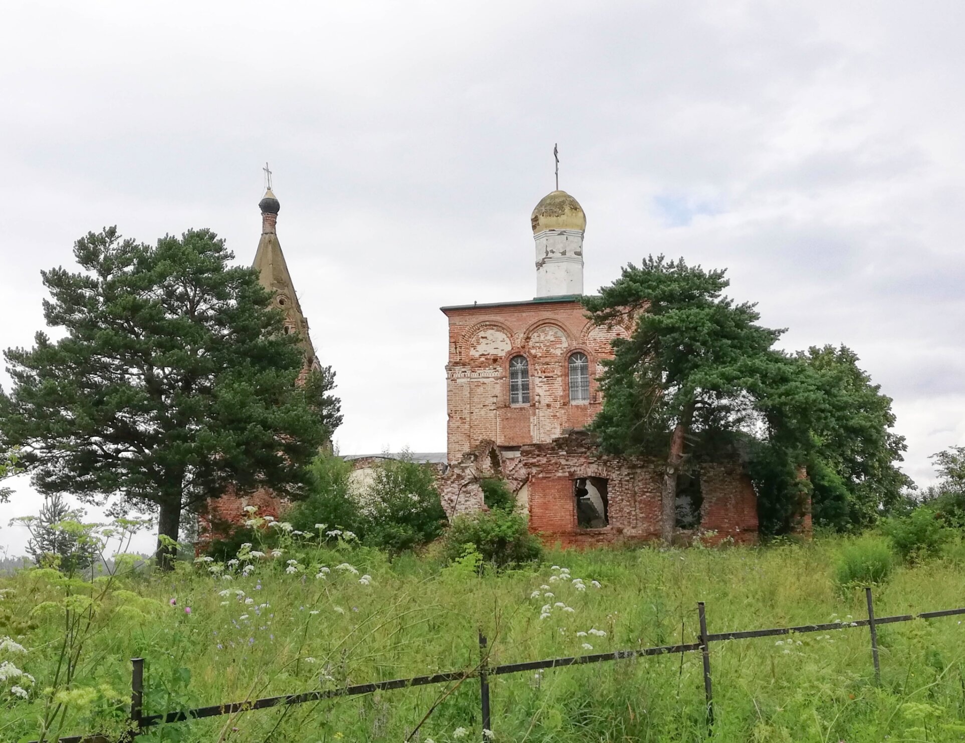 Храм Михаила Архангела в селе Нехорошево: история в фотографии