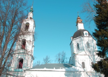 Введенская церковь в Дмитрове - зимняя фотография