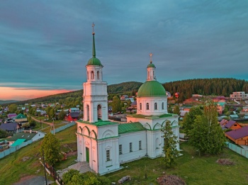 Храм Рождества Пресвятой Богородицы в селе Краснополье